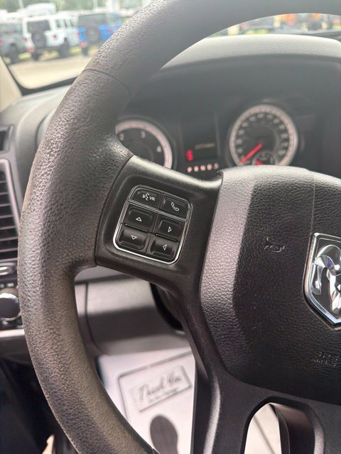 Used 2016 RAM 2500 Tradesman w/ Chrome Appearance Group AWD/4WD image 13