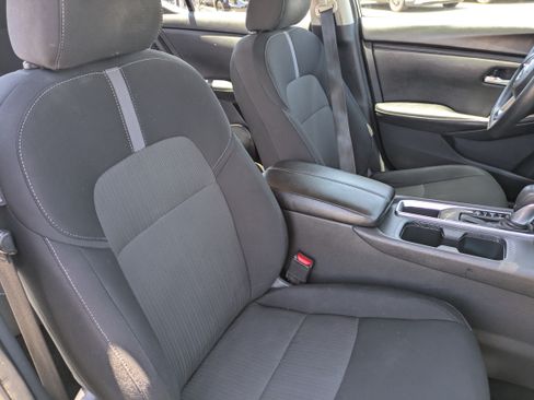 Used 2024 Nissan Sentra SV FWD image 10