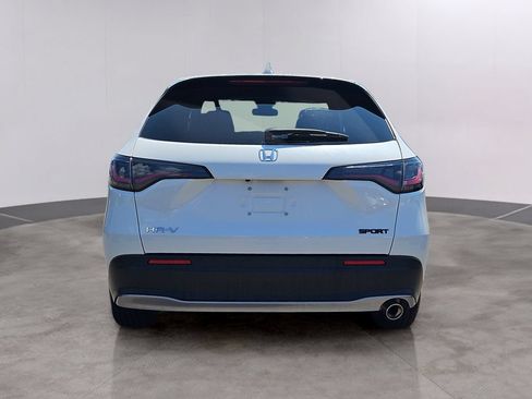 Certified 2025 Honda HR-V Sport image 5