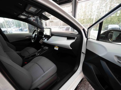 New 2026 Toyota Corolla SE w/ SE Premium Package image 25