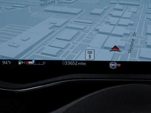 Used 2025 Jaguar F-PACE SVR AWD/4WD image 25