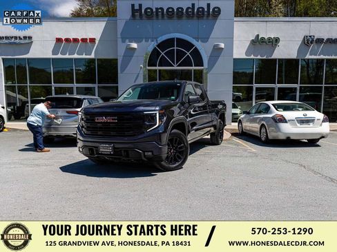 Used 2026 GMC Sierra 1500 Elevation AWD/4WD image 1