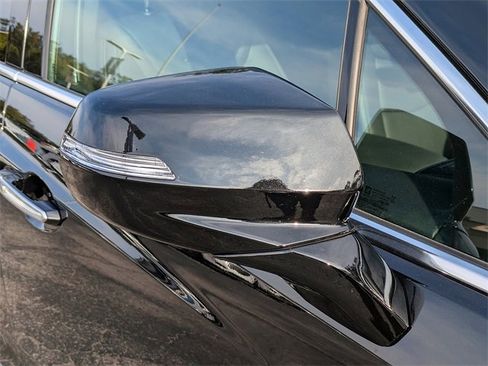 Certified 2022 Cadillac XT5 Premium Luxury w/ Technology Package image 10