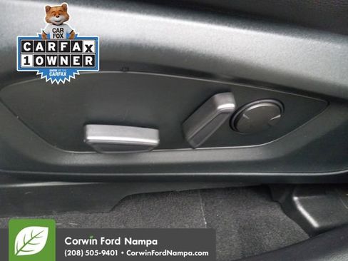 Used 2020 Ford Explorer XLT w/ Equipment Group 202A image 12