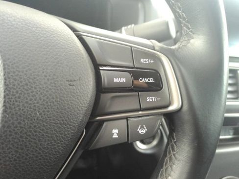 Used 2018 Honda Accord EX-L image 35