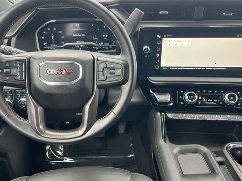 Used 2024 GMC Sierra 2500 AT4 w/ AT4 Premium Plus Package AWD/4WD image 14