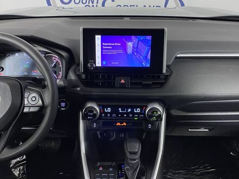 Certified 2025 Toyota RAV4 XLE AWD/4WD image 13