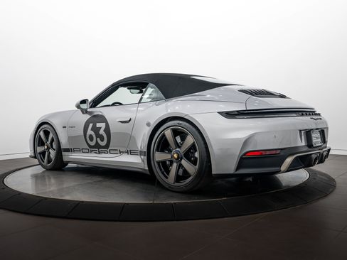 Certified 2026 Porsche 911 GTS RWD image 39