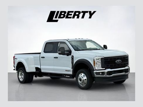 New 2026 Ford F450 XL w/ XL Driver Assist Package AWD/4WD image 1