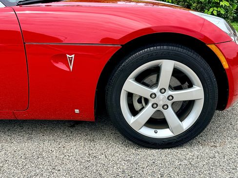 Used 2008 Pontiac Solstice Convertible w/ Preferred Package RWD image 48