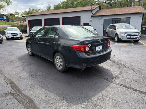 Used 2009 Toyota Corolla FWD image 9