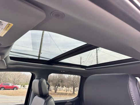 Used 2023 Ford F150 Lariat w/ Max Trailer Tow Package image 8