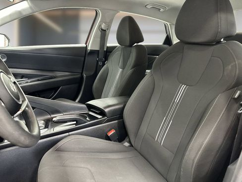 Certified 2024 Hyundai Elantra SEL FWD image 13