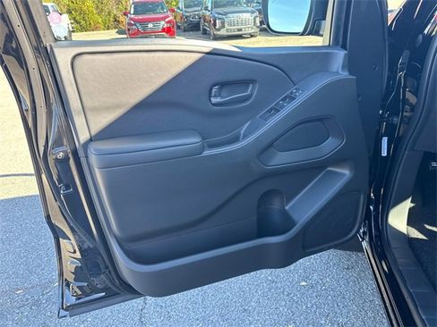 New 2026 Nissan Frontier S image 18