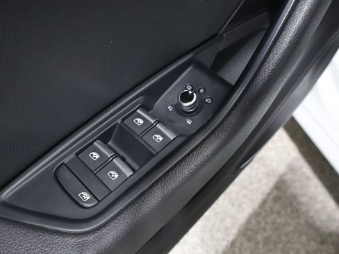 Used 2017 Audi A4 2.0T Premium Plus w/ Premium Plus Package image 14