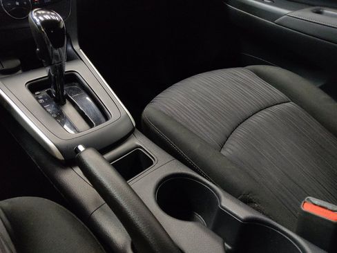Used 2019 Nissan Sentra SV FWD image 26
