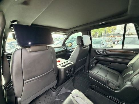 Used 2021 Chevrolet Tahoe High Country w/ Premium Package AWD/4WD image 28