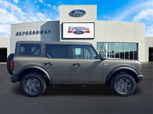 New 2025 Ford Bronco Big Bend w/ Matte Film Protection Package image 5