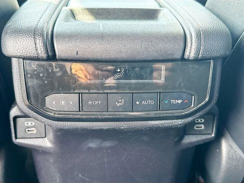 Used 2024 Toyota Grand Highlander AWD image 25
