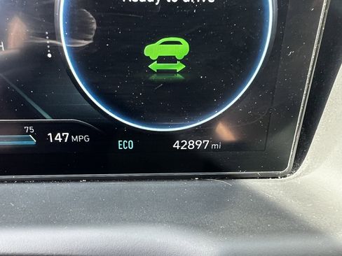 Used 2022 Hyundai Tucson Limited w/ Cargo Package image 21