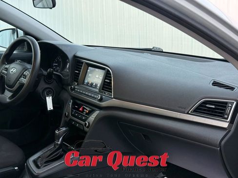 Used 2018 Hyundai Elantra SEL FWD image 18