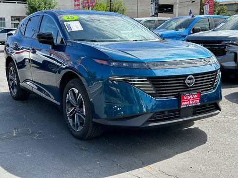 Used 2025 Nissan Murano SL AWD/4WD image 11