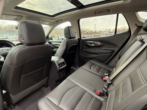 Used 2023 GMC Terrain Denali w/ Black Diamond Edition image 23