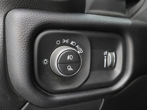 Used 2022 RAM 2500 Big Horn w/ Night Edition image 42