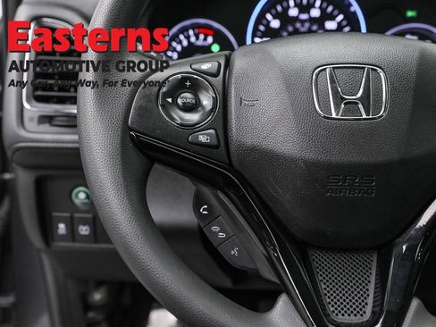 Used 2017 Honda HR-V EX image 15