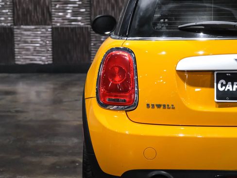 Used 2014 MINI Cooper 2-Door Hardtop FWD image 36