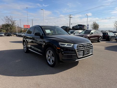 Used 2019 Audi Q5 2.0T Premium Plus w/ Premium Plus Package image 7