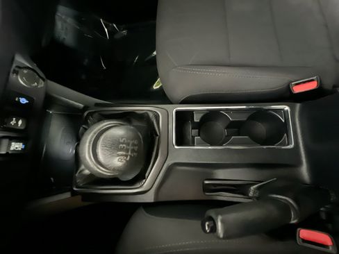Used 2019 Toyota Tacoma TRD Sport AWD/4WD image 24