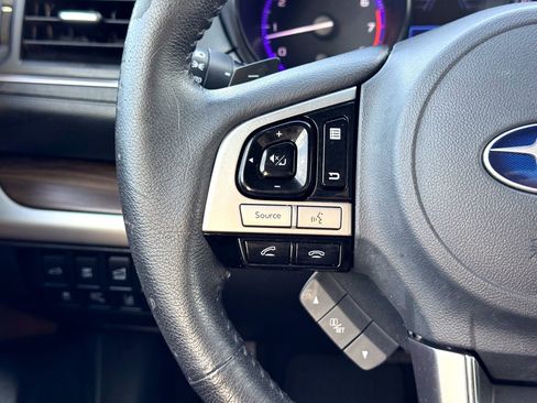 Used 2017 Subaru Outback 3.6R Touring image 26