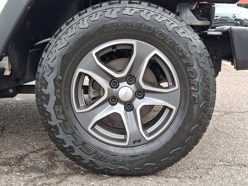 Used 2016 Jeep Wrangler Sport w/ Quick Order Package 24S AWD/4WD image 8