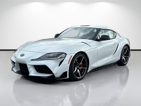 Used 2022 Toyota Supra Premium w/ Driver Assist Package RWD image 7
