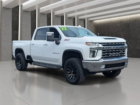 Used 2022 Chevrolet Silverado 2500 LTZ w/ LTZ Convenience Package image 8