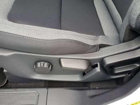 New 2025 Ford Bronco 4-Door image 19