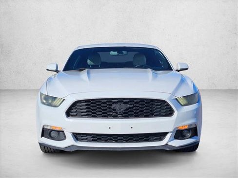 Used 2015 Ford Mustang Premium image 3