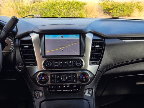 Used 2015 Chevrolet Tahoe LTZ AWD/4WD image 30