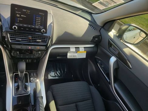 New 2026 Mitsubishi Eclipse Cross LE AWD/4WD image 17