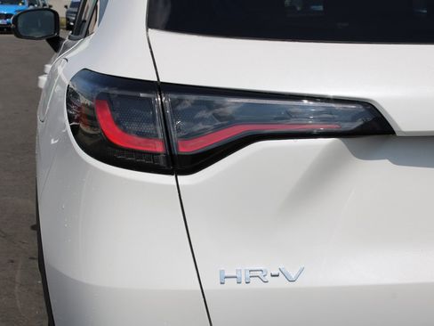 New 2026 Honda HR-V LX image 10