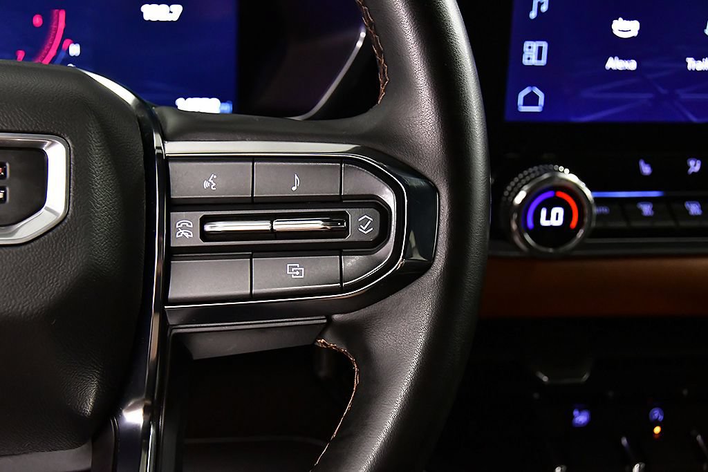 Used 2024 GMC Canyon AT4 AWD/4WD image 19