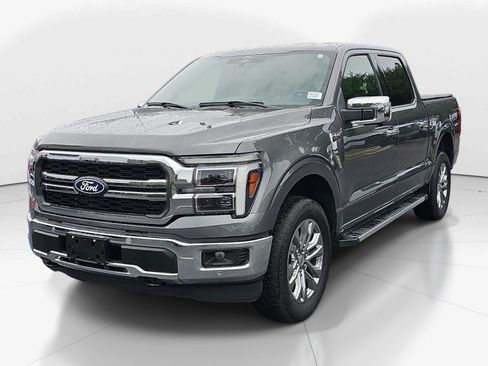 Used 2025 Ford F150 Lariat w/ Equipment Group 501A Mid AWD/4WD image 7