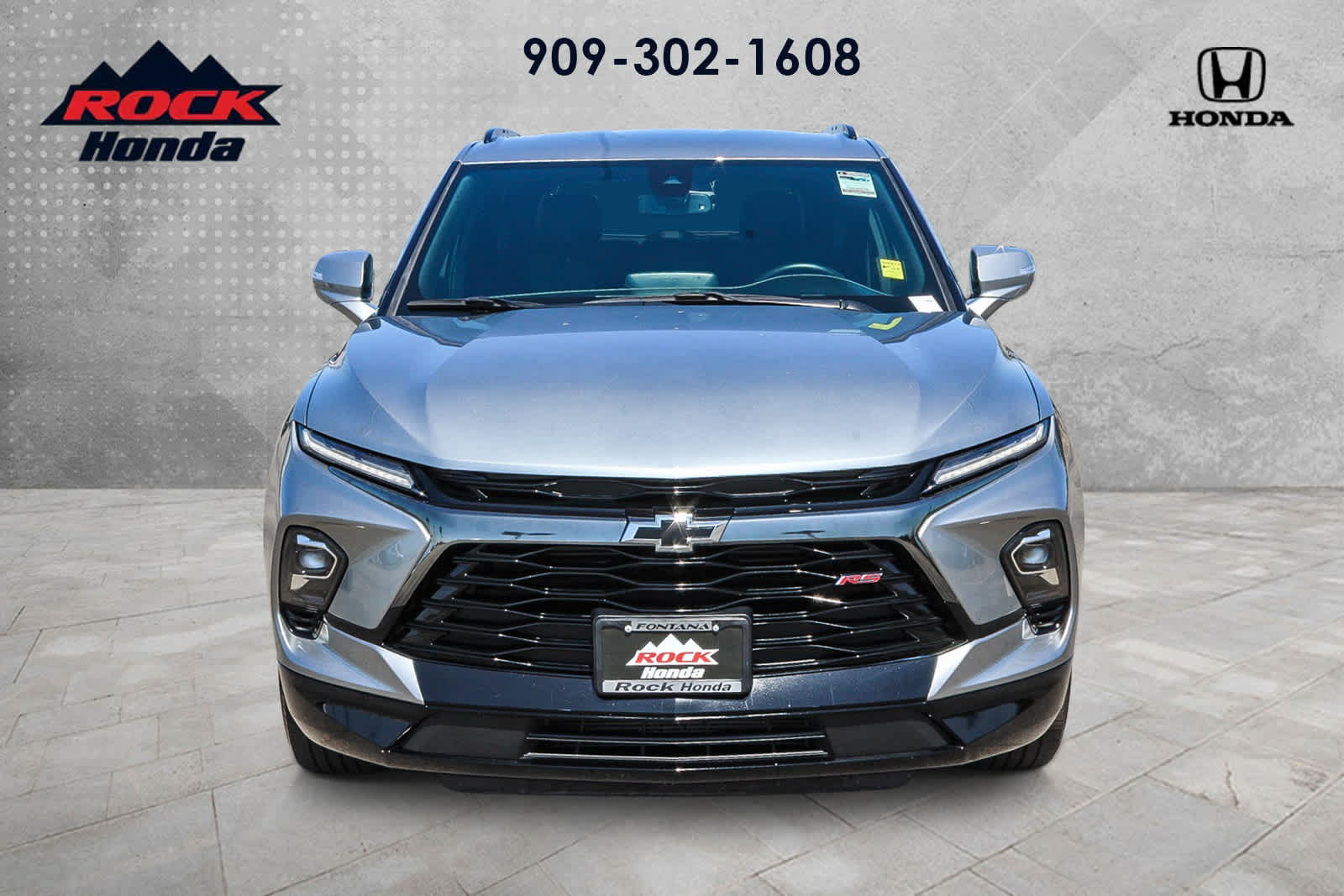 Used 2025 Chevrolet Blazer RS AWD/4WD image 2