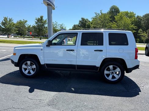 Used 2014 Jeep Patriot Sport AWD/4WD image 7