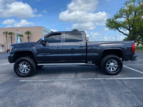 Used 2016 GMC Sierra 2500 Denali w/ Duramax Plus Package image 6