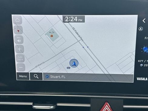 Certified 2024 Hyundai Elantra Limited image 27