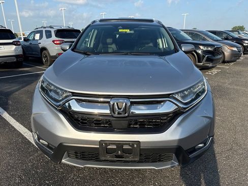 Used 2018 Honda CR-V Touring image 2