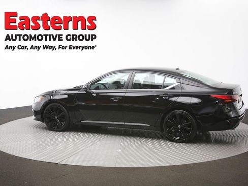 Used 2022 Nissan Altima 2.0 SR image 62