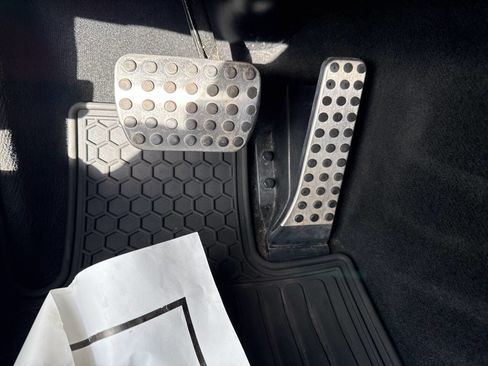 Used 2014 Mercedes-Benz C 300 4MATIC Sedan image 21